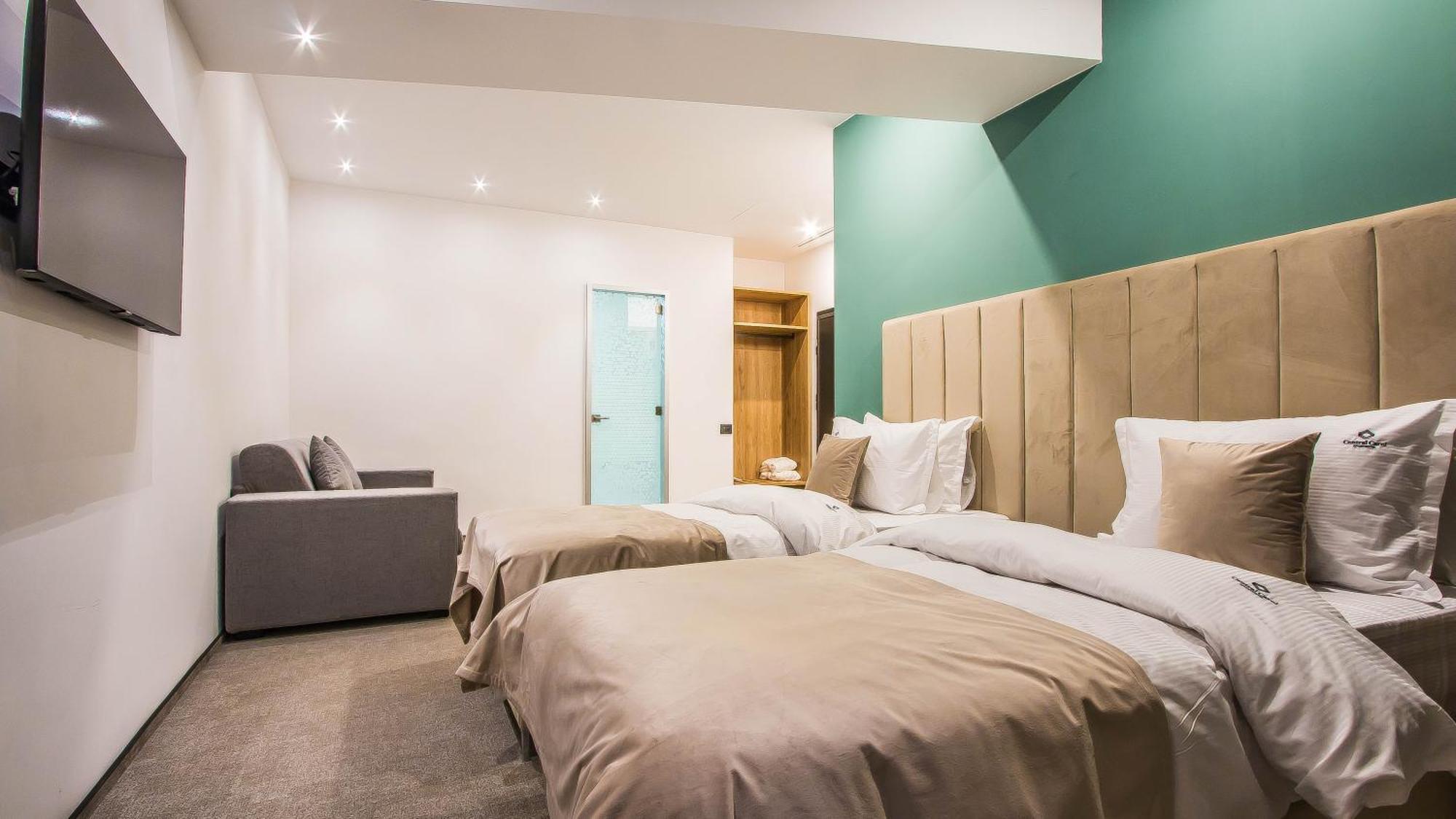 Central Apart Hotel Bucarest Esterno foto