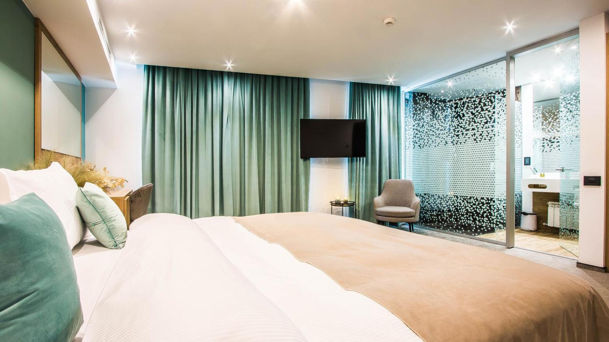 Central Apart Hotel Bucarest Esterno foto