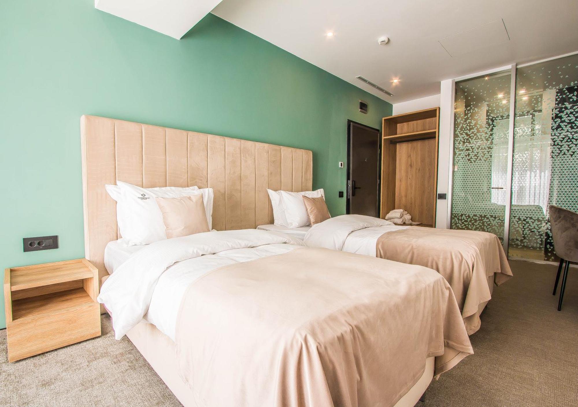 Central Apart Hotel Bucarest Esterno foto